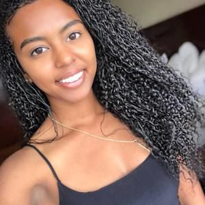 Meet your Posher, Tiana